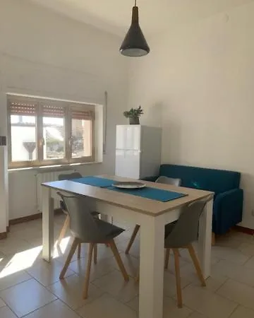 Casa Memena Nel Cuore Antico Di Prázdninový dům *